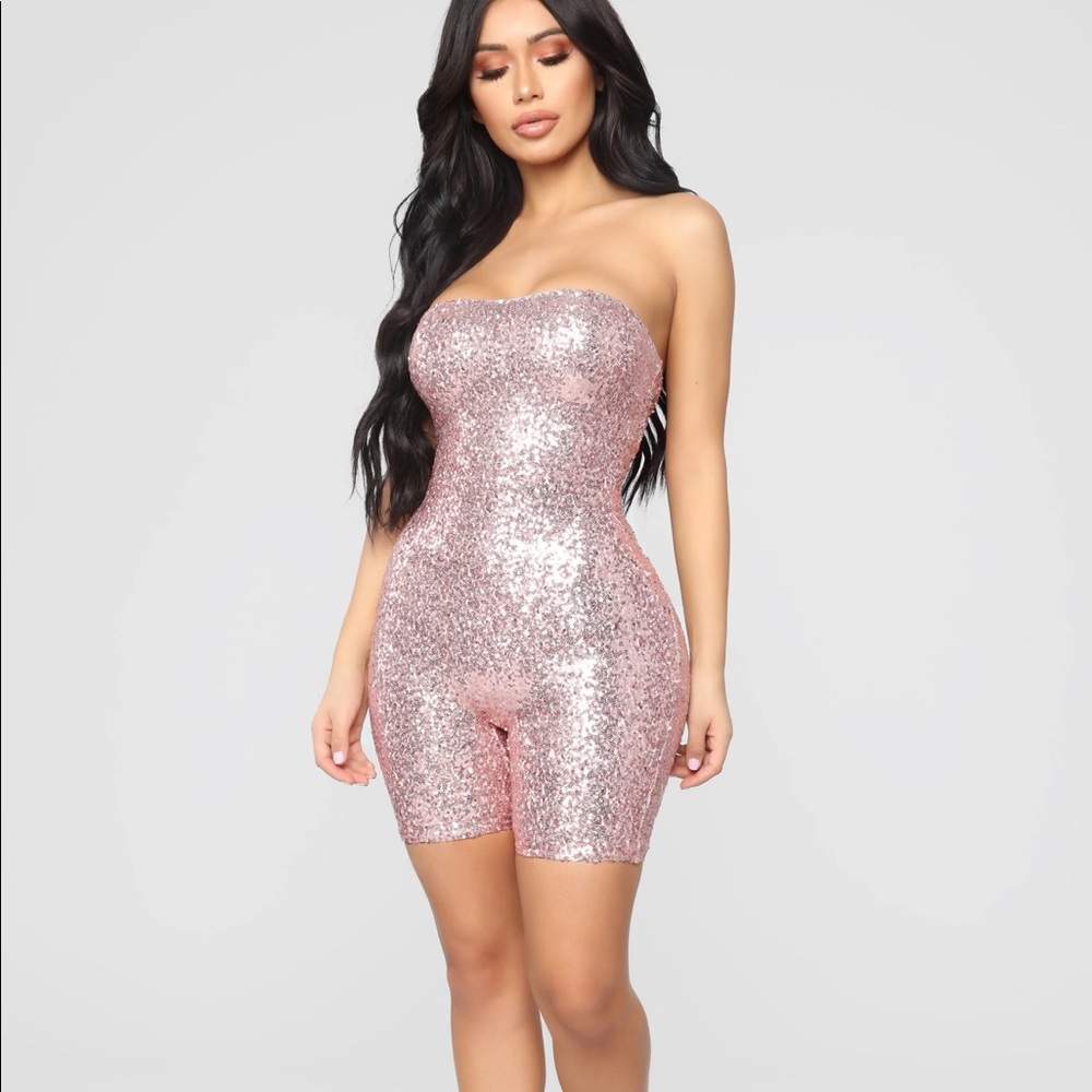 Fashion nova “birthday bash sequin” Romper size small